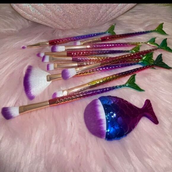 11pc Mermaid Makeup Brushes Set - Picture 7 of 8